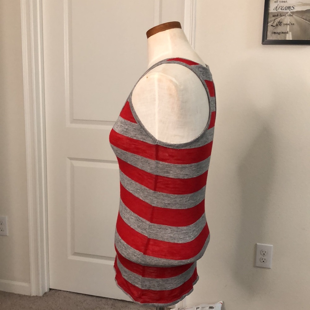 Ambiance Apparel Tank Top size Small - Picture 2 of 10